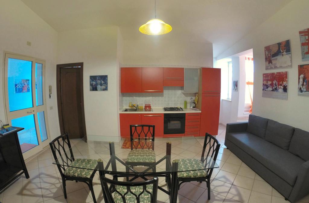 Case Spazioscena - Polimnia Castelbuono  Luaran gambar